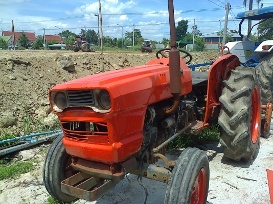 ขาย KUBOTA L3001 สภาพ พร้อมใช้งาน 30 แรงม้า