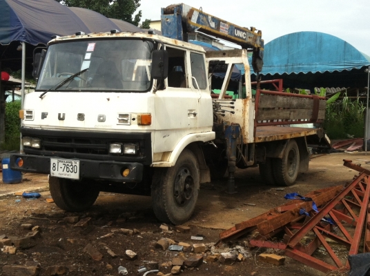 ขาย รถบรรทุก 6 ล้อฟูโซ่ + เฮี้ยบ 3 ตัน