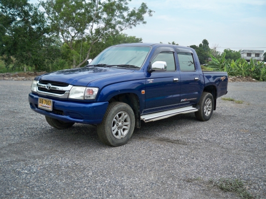 ขาย TOYOTA Sport cruicer 4 ประตู เครื่อง D4D ปี46