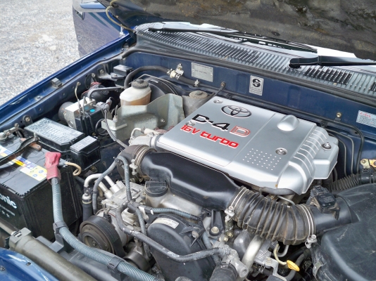 ขาย TOYOTA Sport cruicer 4 ประตู เครื่อง D4D ปี46