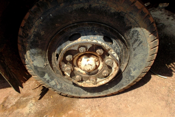 ขายด่วนรถ6ล้อดรั้มร้อกกี้เครือง175แรงม้ารถประกอบยาง900