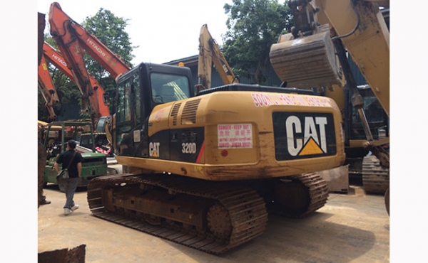 รถแบคโฮมือสอง CAT 320D สภาพรถเยี่ยม 090-268-2646