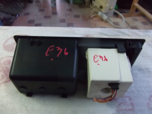 นาฬิกา ของรถ BMW E36 พร้อมกรอบ นาฬิกา ของรถ BMW E36 พร้อมกรอบ