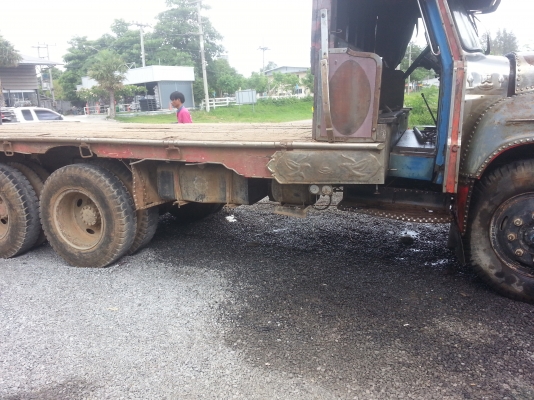 สิบล้อหัวยาว isuzu หางปลา ทะเบียนเต็ม เครื่อง 6BD1  165 แรง เบรคจิบฟี พวงมาลัยเพาเวอร์ เกียรล็อกเสื้อหลาย