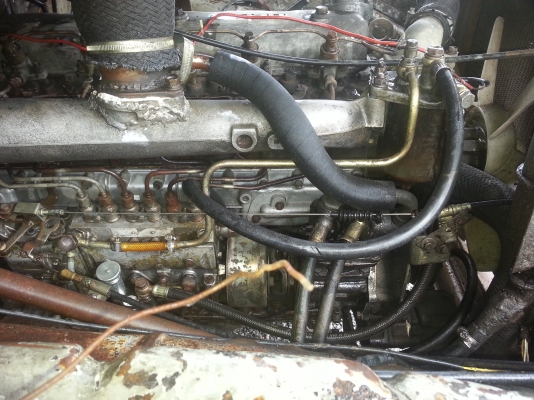 สิบล้อหัวยาว isuzu หางปลา ทะเบียนเต็ม เครื่อง 6BD1  165 แรง เบรคจิบฟี พวงมาลัยเพาเวอร์ เกียรล็อกเสื้อหลาย