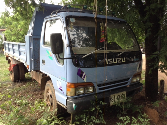 ขาย 6 ล้อดั้ม NPR66PX5 เครื่อง 4HF1 120 แรงม้าฝาขาว เกียร์ใหญ่ พวงมาลัยพาวเวอร์ คัสซีสวยตลอดเส้น ทะเบียนพร้อมโอน