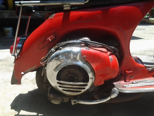 ขาย vespa supper no book รถพร้อมใช้ราคาไม่แรง มีผุพื้นนิดหน่อยตามสภาพครับ เครื่องดีครับ ราคา 24500 บาทครับ รับแลกรัยเทรินทุกรุ่นครับ