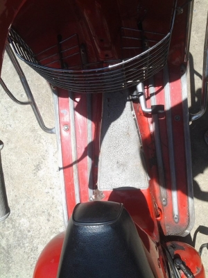 ขาย vespa supper no book รถพร้อมใช้ราคาไม่แรง มีผุพื้นนิดหน่อยตามสภาพครับ เครื่องดีครับ ราคา 24500 บาทครับ รับแลกรัยเทรินทุกรุ่นครับ