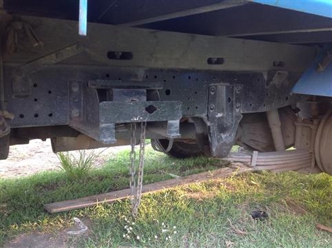 ขายด่วน!! ISUZU4ล้อ ป้ายเล็ก120แรงพร้อมลิฟยกของ