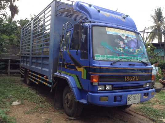 ขาย 6 ล้อ ROCKY FRR 175 กระบะยาว 6 เมตร เครื่อง 6BG1 175 แรงม้า คัสซีสวย พวงมาลัยพาวเวอร์ เบรคทิฟฟี่ ทะเบียนเต็มพร้อมโอน