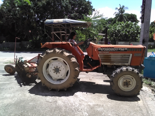 ขายรถไถคูโบ้า L3202 DT-M