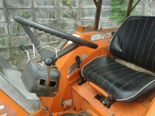 ขายรถไถ KUBOTA L1-22   2เพลา 22แรง  เครื่องยนต์ไดเร็ก 3สูบ