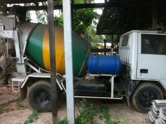 รถโม่ปูน6ล้อ รถโม่ปูน6ล้อ