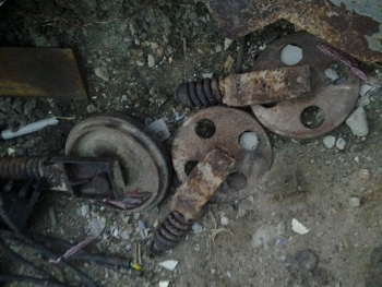 HOT sale!! ต้อนรับอากาศร้อน - ขาย ล้อนำ รถขุด รถแบคโฮ PC 20, 25 , 30 หลายตัวให้เลือก ราคาตัวละ 3,500 บาทเท่านั้น