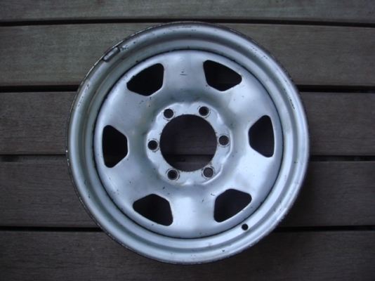 ขายกะทะล้ออะไหล่ ขอบ16x6นิ้ว off 0 6รู139 1 วงเดิมๆ เก่าญี่ปุ่นใส่ LJมาครับ