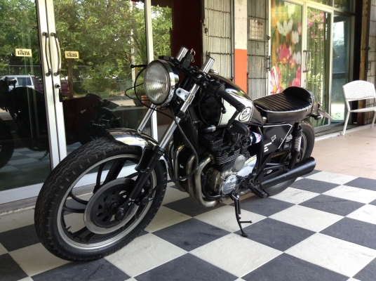 Yamaha xj400 cafe' สำเนาทะเบียน