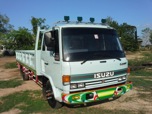 ขายด่วน รถหกล้อ