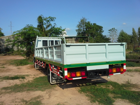 ขายด่วน รถหกล้อ ขายด่วน รถหกล้อ