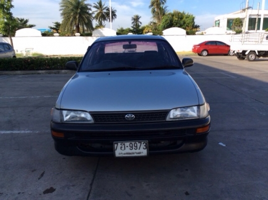 ขายรถ โตโยต้า โคโรล่า สามห่วง ปี 94 เครื่อง 1.3 หัวฉีด เกียร์ธรรมดา ภายในเบาะหนัง แอร์เย็นฉ่ำ ตัวถังเดิมมากๆๆ ไม่มีชน สีเต็มเงา คู่มือครบ เครื่องมือเดิมจากป้ายแดง รถขับดีครับ พร้อมใช้ครับ มือเดียวป้ายแดง