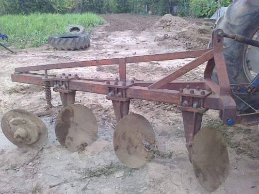 ขายฟอร์ด  7910  ZF  สองเภา  6  สูบดันหน้าผานสาม   ไม่มีทะเบียน   พร้อมใช้งาน