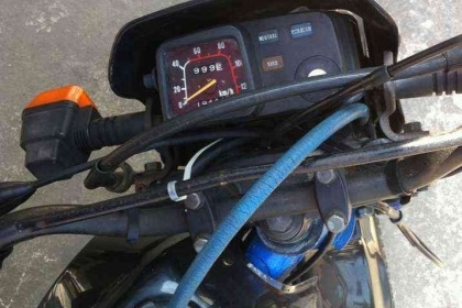 ธารนนทบุรี//ขาย suzuki sx125  เครื่องแห้งครับ อินวอยท์+พรบครับ ราคา 29,000 บาท