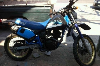 ธารนนทบุรี//ขาย suzuki sx125  เครื่องแห้งครับ อินวอยท์+พรบครับ ราคา 29,000 บาท