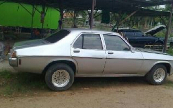 โฮเด้น 1974