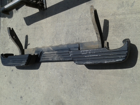 ขายกนชนหลัง ford ranger