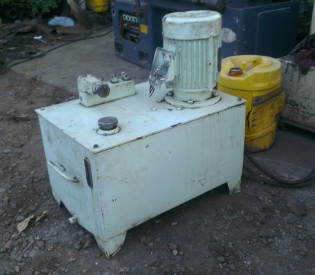 Sell> ขายชุดปั้มไฮดรอลิค มอเตอร์ 3 แรง 3 เฟส 380V. พร้อมใช้งาน กำแพงแสน นครปฐมครับ