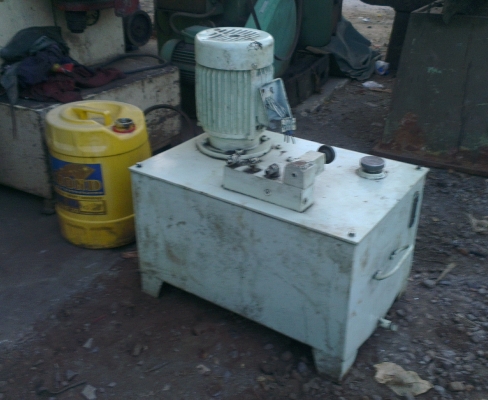 Sell> ขายชุดปั้มไฮดรอลิค มอเตอร์ 3 แรง 3 เฟส 380V. พร้อมใช้งาน กำแพงแสน นครปฐมครับ