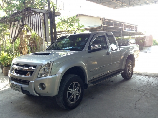ขาย isuzu d-max platinum 3.0 vgs turbo hilander cab ขาย isuzu d-max platinum 3.0 vgs turbo hilander cab