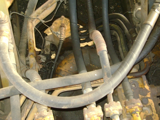 ขายรถแมคโคร KOMUTSU  ราคาถูกสุดๆๆๆ ด่วน!