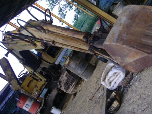 ขายรถแมคโคร KOMUTSU  ราคาถูกสุดๆๆๆ ด่วน!