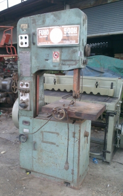 Sell> ขายจิ๊กซอเลื่อยไม้มือสอง ยี่ห้อ FUHO 500H ผ่าไม้ได้หนา 50 เซนติเมตรครับ ตัวใหญ่โตเลยครับ ไม่ค่อยได้มาด้วยครับ