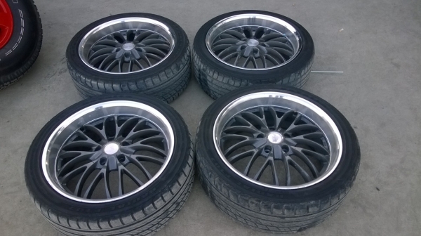 ขายแม็กมือสองพร้อมยางขอบ 18 5รู114.3