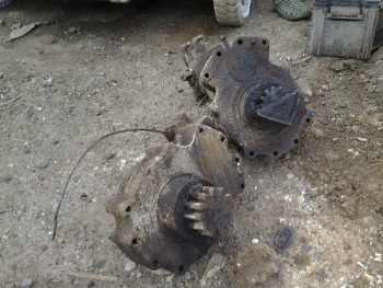 ขาย ราคาถูกเป็นประวัติการณ์ครับ - มอเตอร์สวิง สำหรับรถขุด แบคโฮ PC 20-30 มือสองเก่าญี่ปุ่น