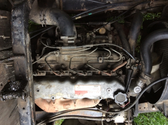 รถหกล้อ HiNo ซุปเปอร์เสี่ย