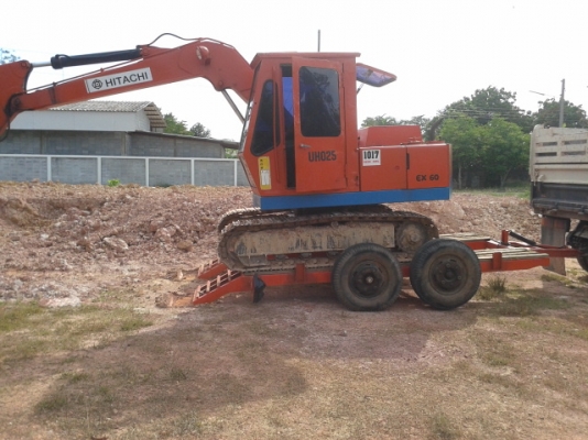 **ขายแล้ว เสี่ยใหญ่ควนปันแต อควนขนุน จ พัทลุง***แมคโคอิตาชิ UH 025 PC 60 รถลากบรรทุกแมคโคท้ายลาดยาง 900  พร้อมใช้งาน