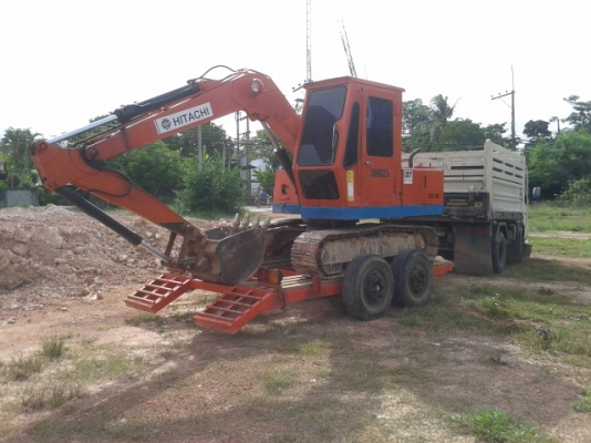 **ขายแล้ว เสี่ยใหญ่ควนปันแต อควนขนุน จ พัทลุง***แมคโคอิตาชิ UH 025 PC 60 รถลากบรรทุกแมคโคท้ายลาดยาง 900  พร้อมใช้งาน