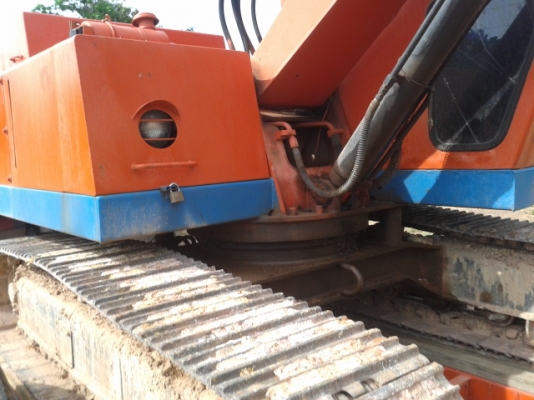 **ขายแล้ว เสี่ยใหญ่ควนปันแต อควนขนุน จ พัทลุง***แมคโคอิตาชิ UH 025 PC 60 รถลากบรรทุกแมคโคท้ายลาดยาง 900  พร้อมใช้งาน