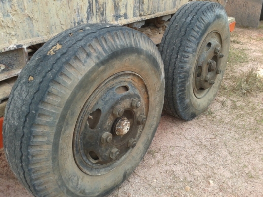 **ขายแล้ว เสี่ยใหญ่ควนปันแต อควนขนุน จ พัทลุง***แมคโคอิตาชิ UH 025 PC 60 รถลากบรรทุกแมคโคท้ายลาดยาง 900  พร้อมใช้งาน