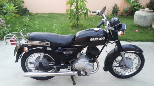 ขายSUSUKI K125แห้งเดิมสวยๆ ทะเบียนโอน
