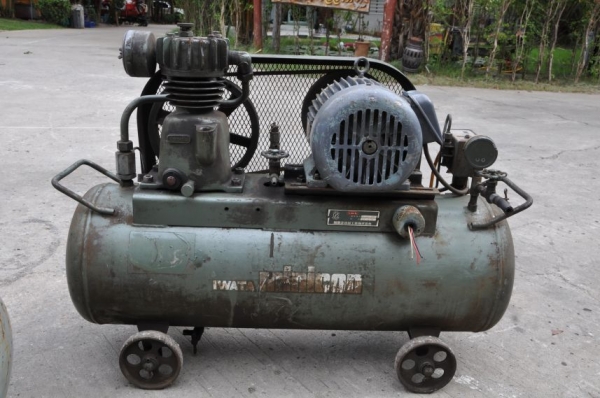 ขายปั้มลม IWATA นำเข้าญี่ปุ่นยังไม่เคยใช้งานในไทย 8,500เท่านั้น!!