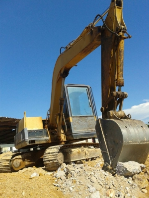 KOMATSU PC60-5