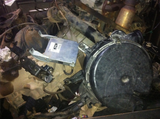 ขายเครื่องพร้อมเกียร์D4D2500อุปกรณ์ครบ ขายเครื่องพร้อมเกียร์D4D2500อุปกรณ์ครบ