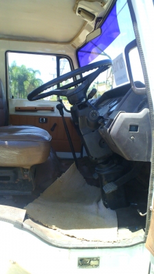 หกล้อ ฮีโน่ GD176KA เครื่องหกสูบ รถสวยเนี๊ยบทั้งคัน ยางใหม่ทุกเส้น กระบะยาว 5.5 เมตร กว้าง 2.3 เมตร