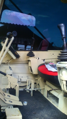 รถแบคโฮ CAT 320 V1 มีลายหัวแย๊กซ์ รถสวยเนี๊ยบ มีทะเบียนครบ ชอบราคาเท่าไร ต่อรองกันได้ครับ