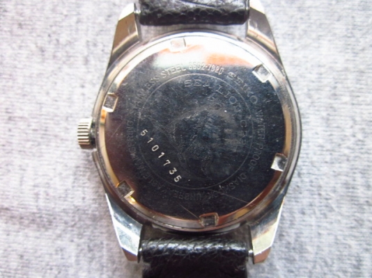 +++++ SEIKO แมวน้ำหน้าปัดเงิน +++++ +++++ SEIKO แมวน้ำหน้าปัดเงิน +++++