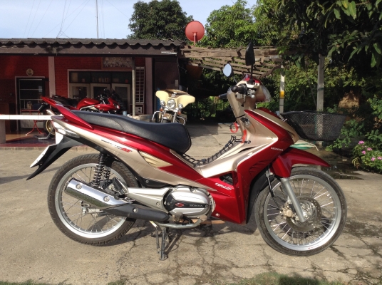 ธารนนทบุรี//ขาย Honda wave 110i at สวยเดิม ปี56 เครื่องสมบูรณ์มากๆ ราคา25,000 บาท ทะเบียนพร้อมโอน ภาษีขาดปี58