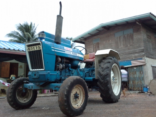 ขายรถไถฟอร์ด(เก่านอก)